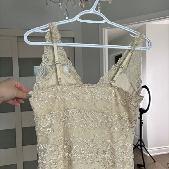 Vintage Beaded Cream Lace Dress - Picture 5 of 12